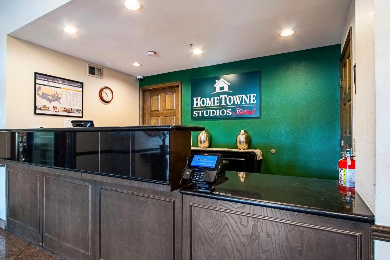 Hometowne Studios By Red Roof Phoenix - Black Canyon Highway Zewnętrze zdjęcie